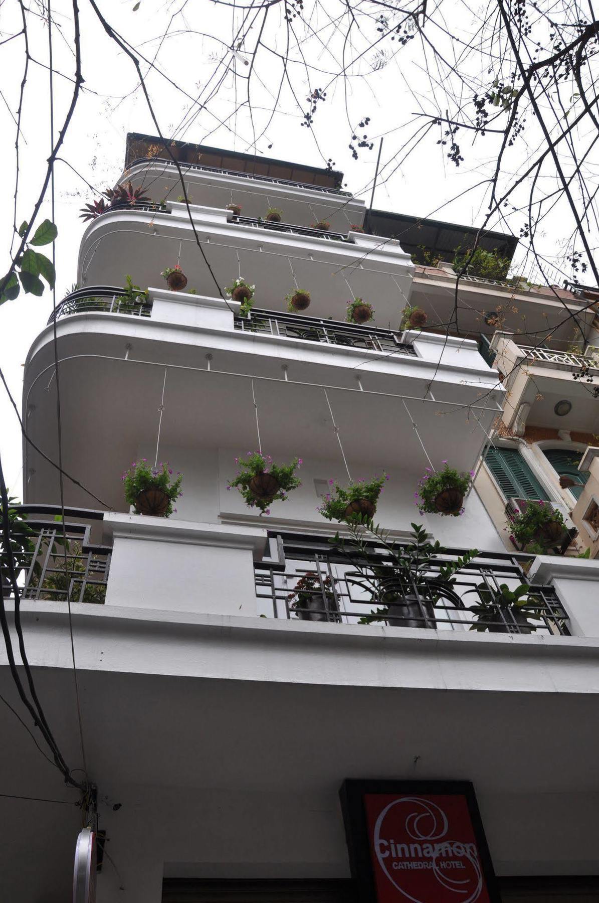 Cinnamon Cathedral Hotel Hanoi Bagian luar foto