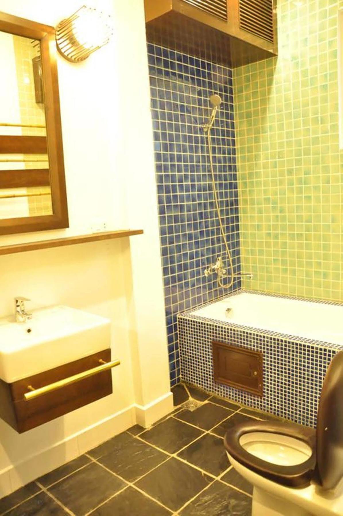 Cinnamon Cathedral Hotel Hanoi Bagian luar foto